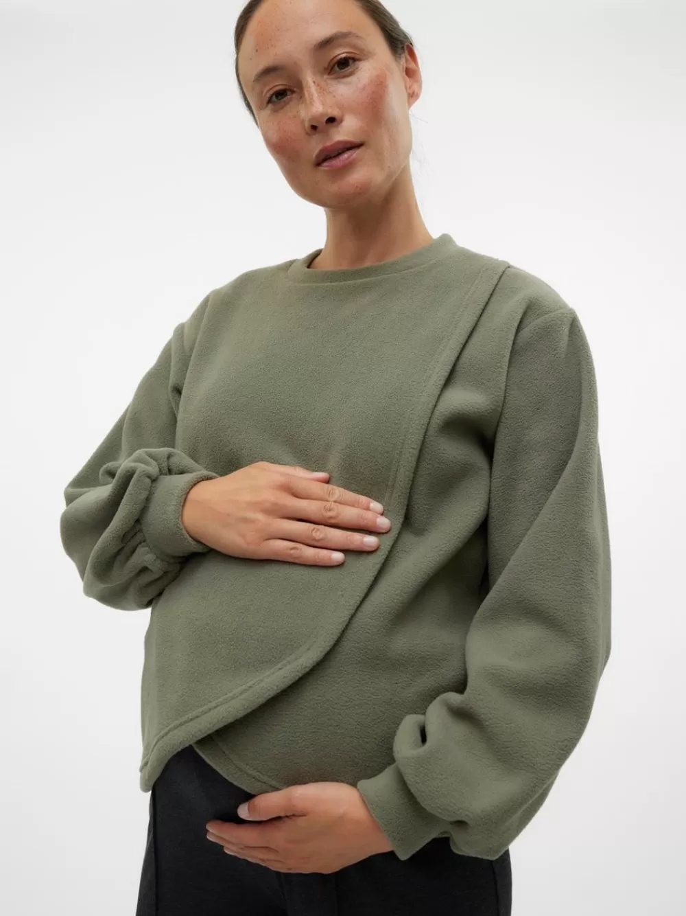 VERO MODA Regular fit O-pääntie Topit Vetiver Cheap