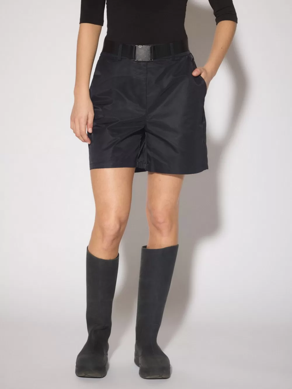 VERO MODA SNECO Shortsit Black Store