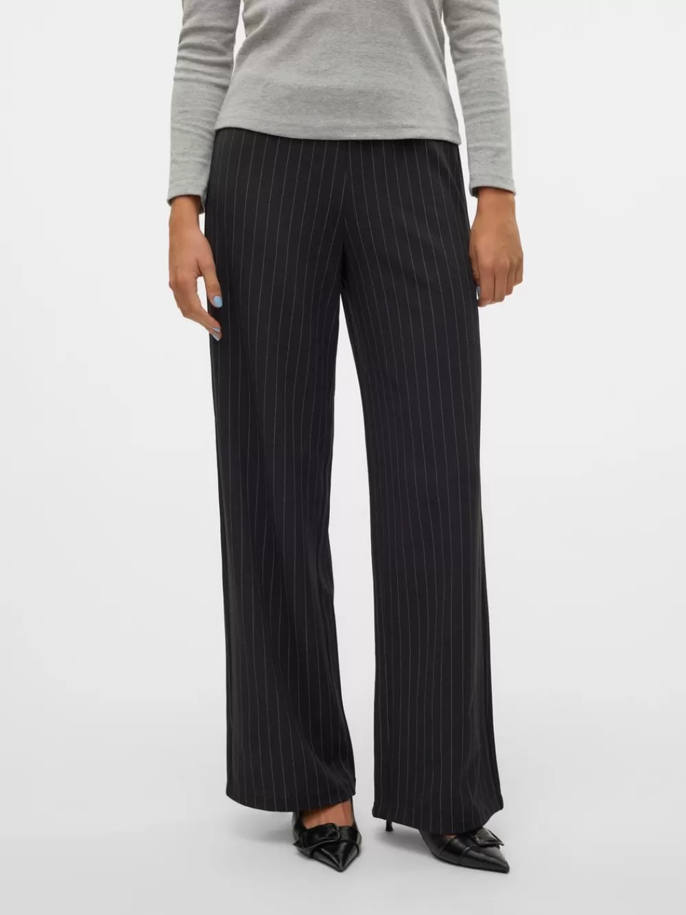 VERO MODA VMBERLIN Normaali vyötärö Housut Obsidian Fashion