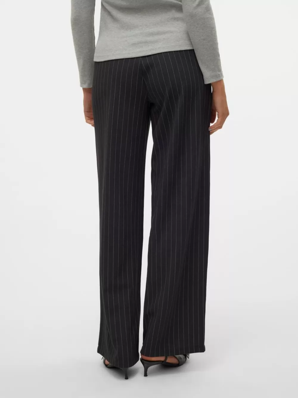 VERO MODA VMBERLIN Normaali vyötärö Housut Obsidian Fashion