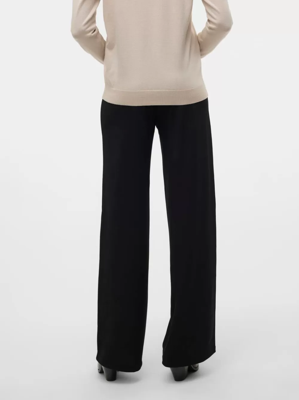 VERO MODA VMBERLIN Normaali vyötärö Housut Black Hot