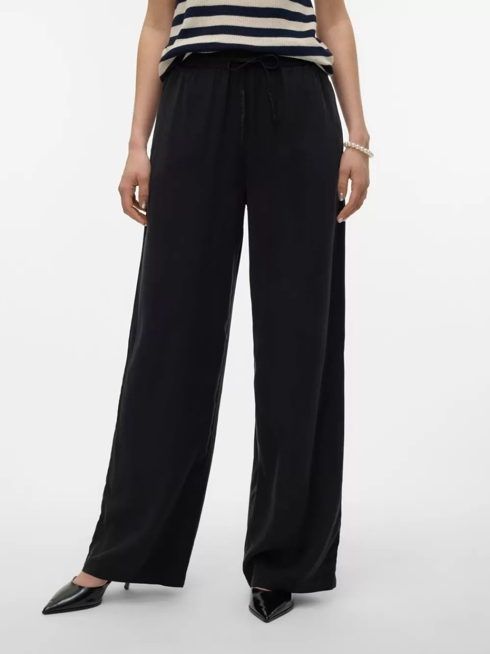 VERO MODA VMBREE Korkea vyötärö Housut Black Denim Hot