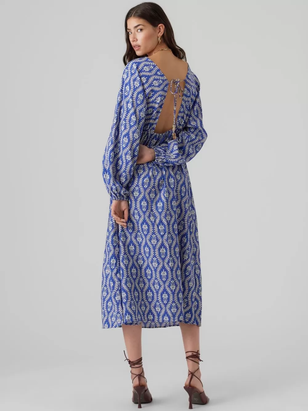 VERO MODA VMBRITA Pitkä mekko Dazzling Blue Store