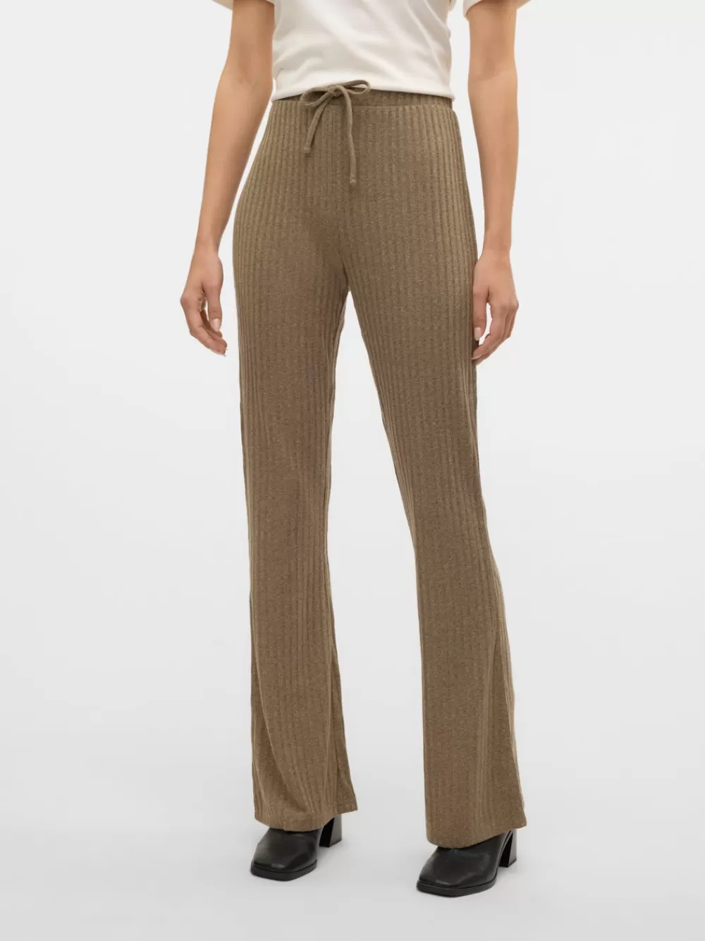 VERO MODA VMBRITT Korkea vyötärö Housut Laurel Oak Sale