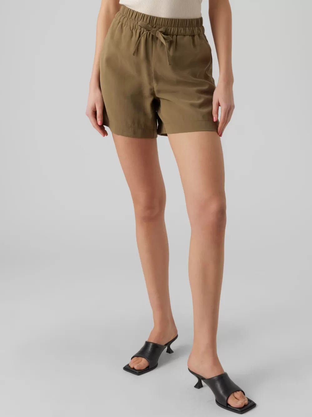 VERO MODA VMCARMEN Shortsit Capers Outlet