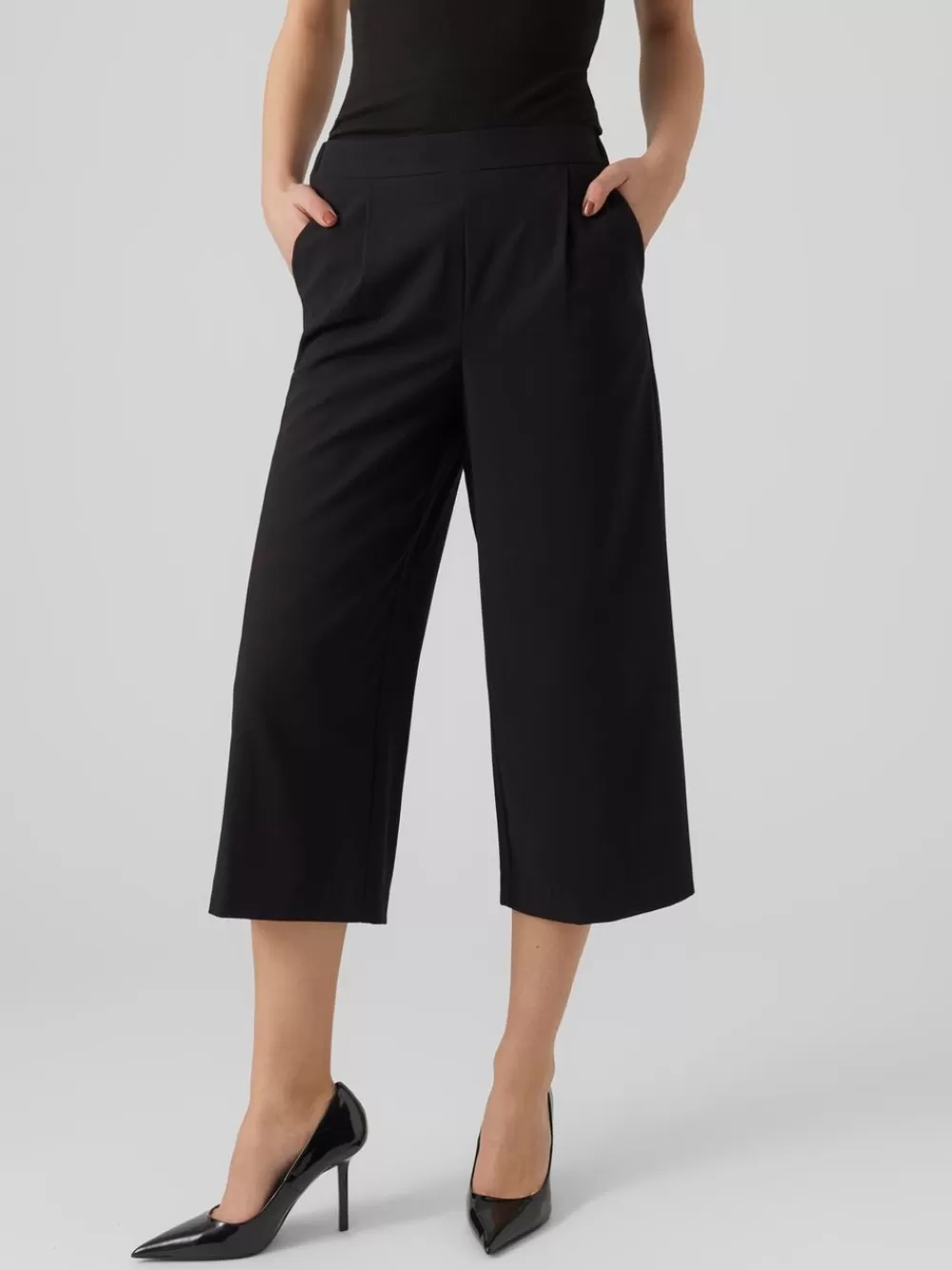 VERO MODA VMCOOKIE Korkea vyötärö Culotte-housut Black Sale