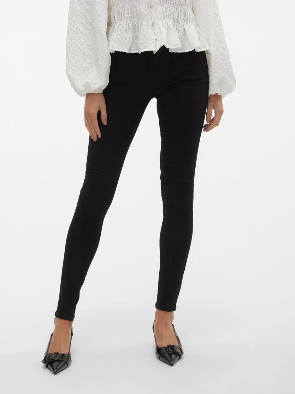 VERO MODA VMDONNA Erittäin korkea vyötärö Skinny fit Farkut Black Denim Online