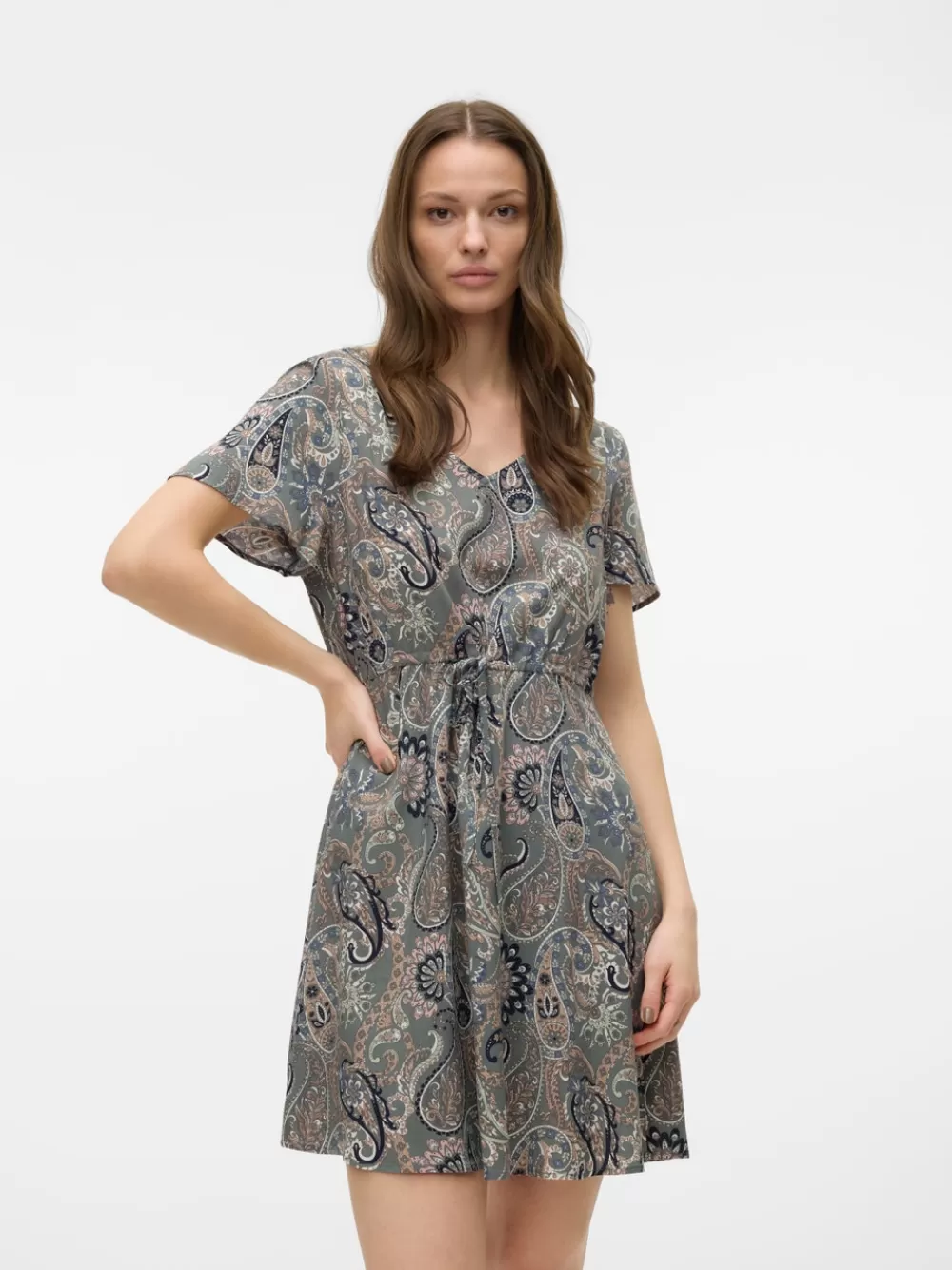VERO MODA VMEASY Lyhyt mekko Laurel Wreath Clearance