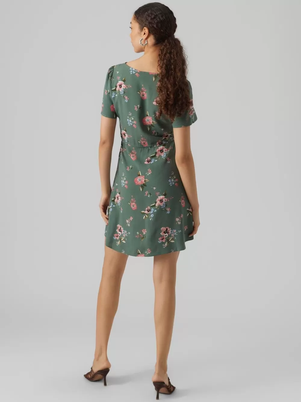 VERO MODA VMEASY Lyhyt mekko Laurel Wreath Shop