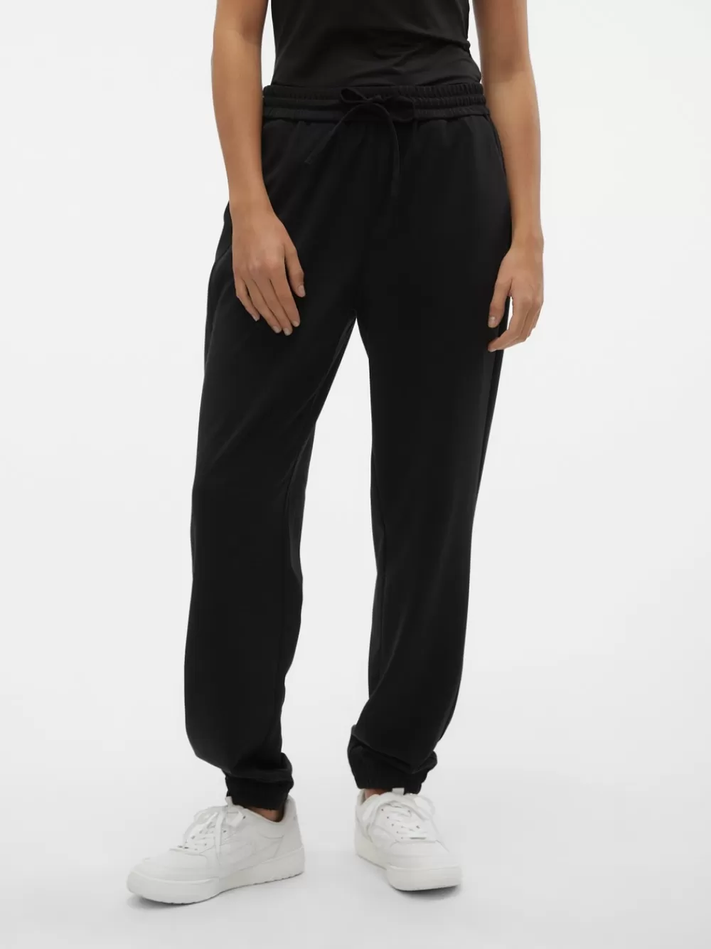 VERO MODA VMLUCCA Normaali vyötärö Housut Black Outlet