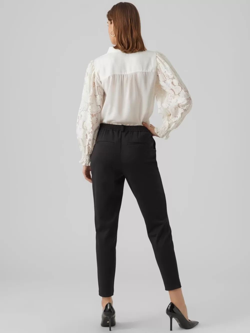 VERO MODA VMLUCCA Normaali vyötärö Housut Black Cheap