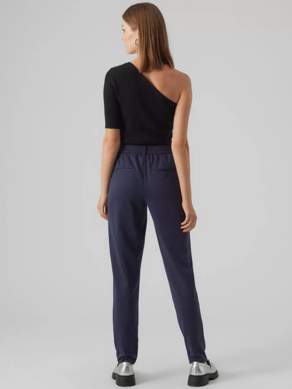 VERO MODA VMLUCCA Normaali vyötärö Housut Navy Blazer Hot