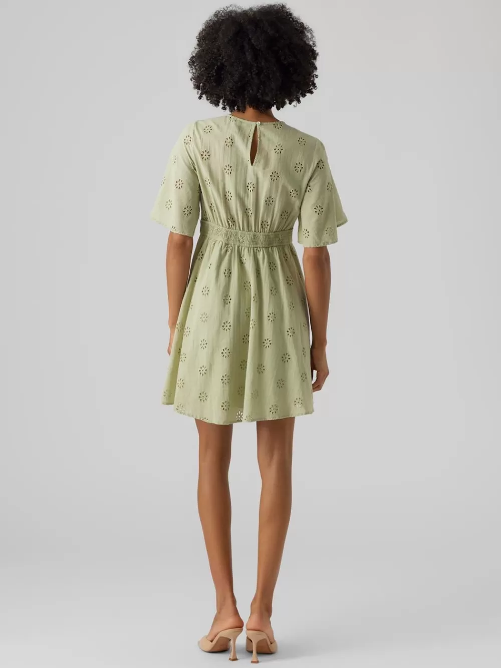 VERO MODA VMMAJA Lyhyt mekko Reseda Sale