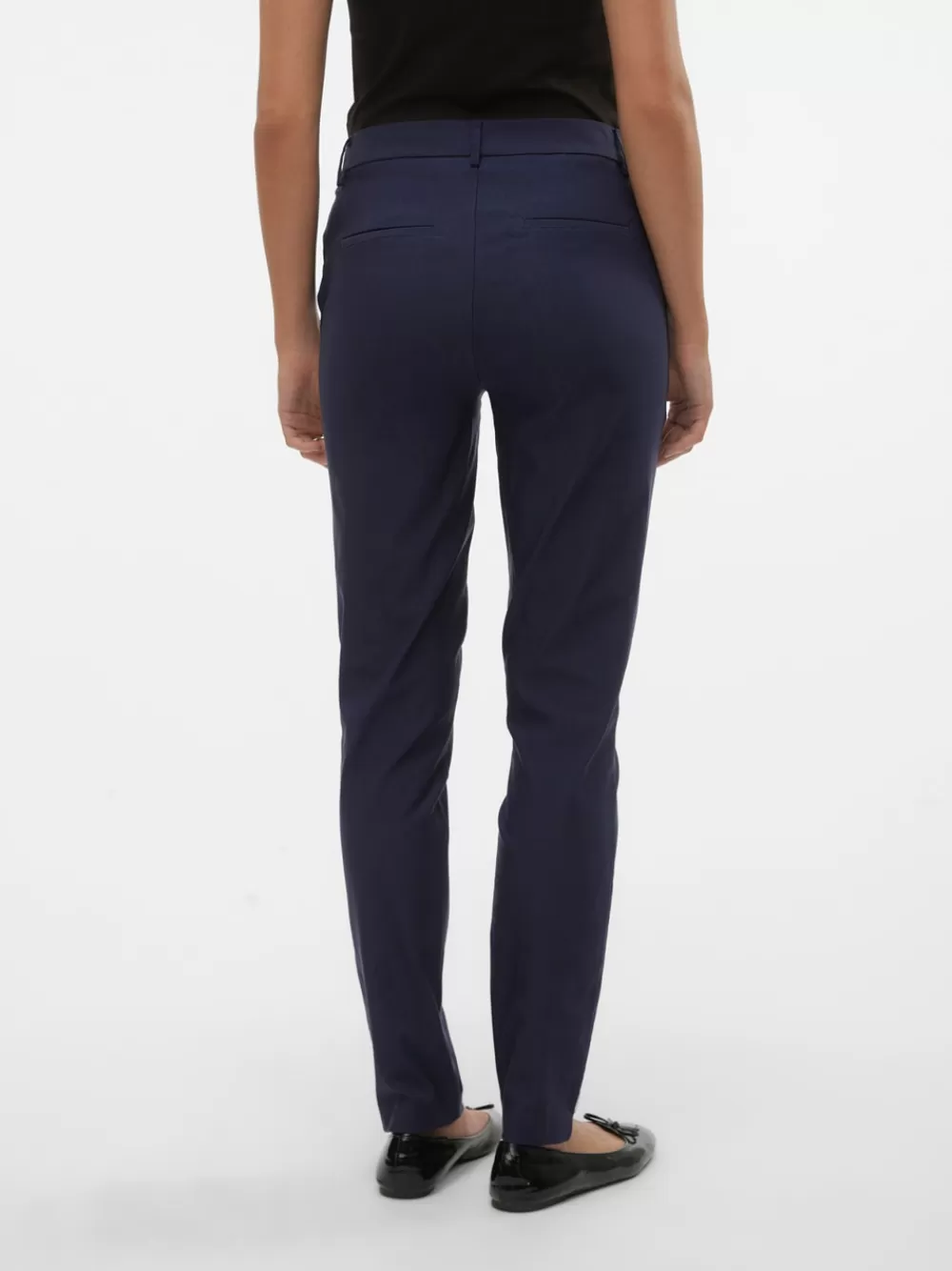 VERO MODA VMMILLE Normaali vyötärö Housut Navy Blazer Shop