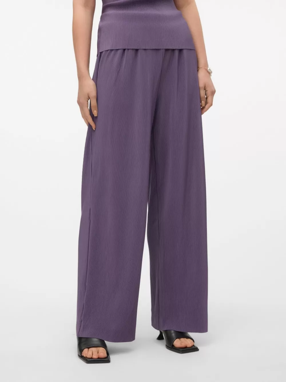 VERO MODA VMRAYA Korkea vyötärö Housut Mulled Grape Shop