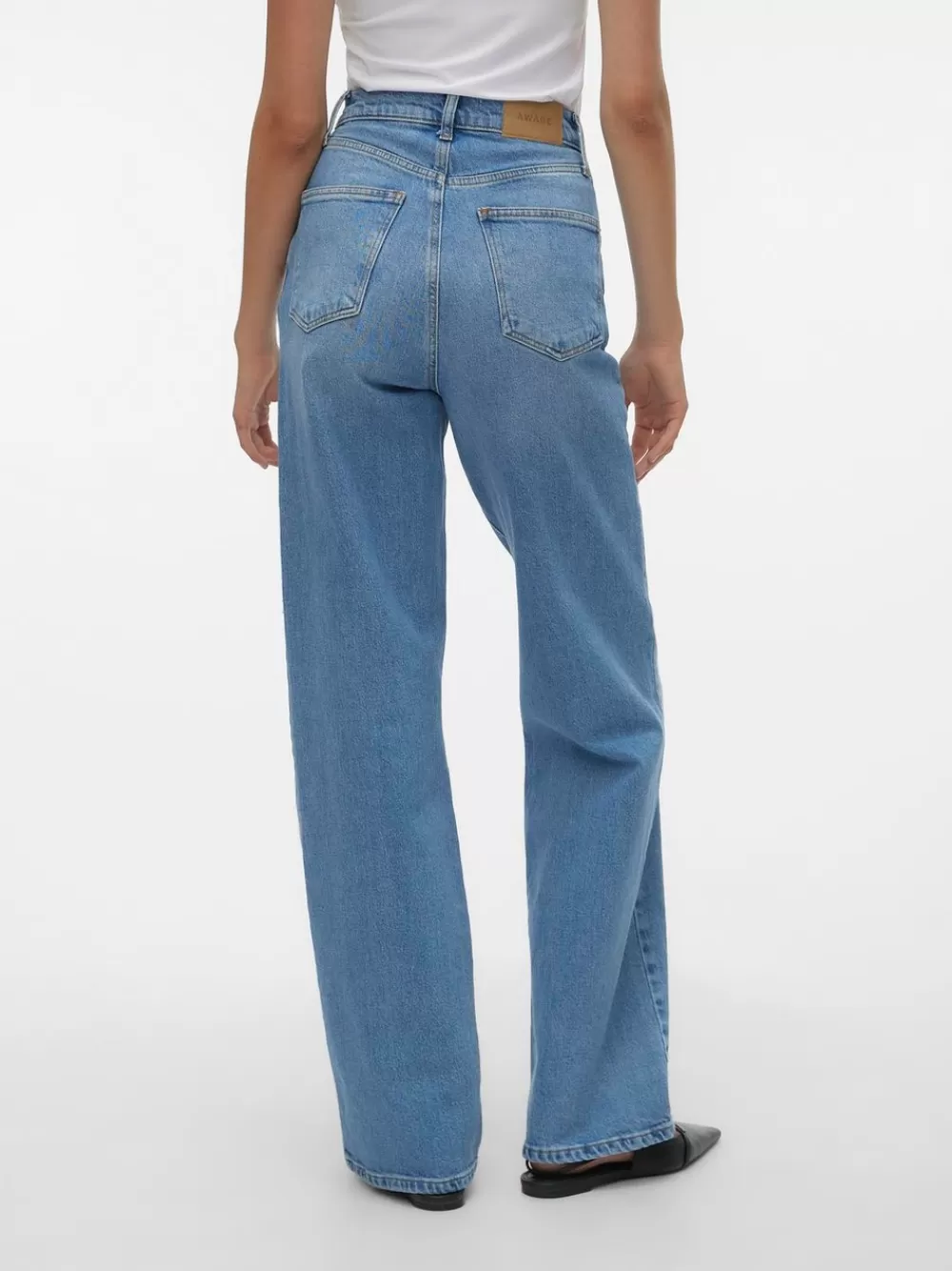 VERO MODA VMREBECCA Erittäin korkea vyötärö Wide fit Farkut Medium Blue Denim Hot