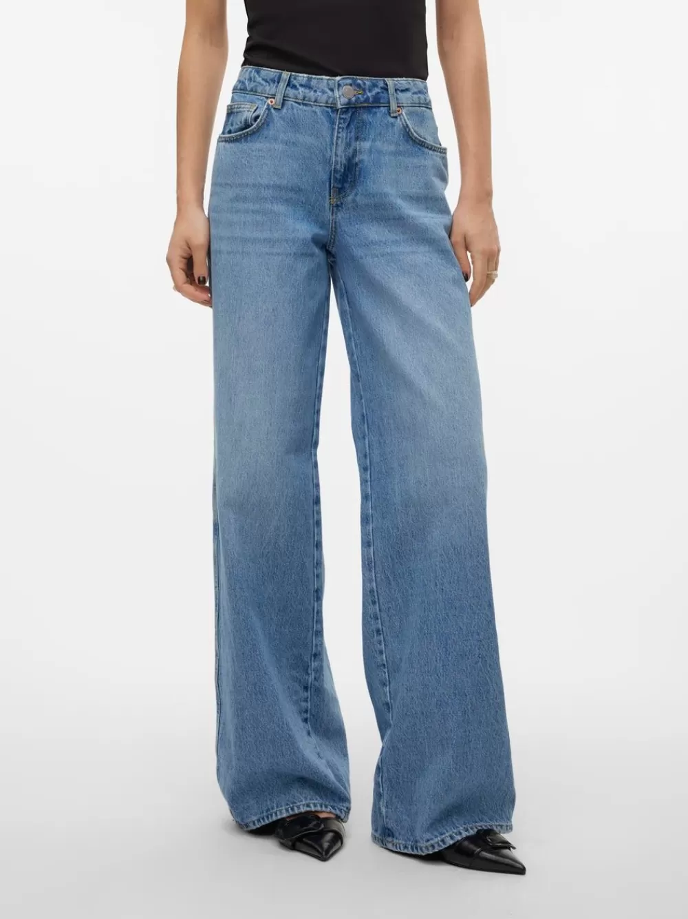 VERO MODA VMREMY Normaali vyötärö Wide fit Farkut Medium Blue Denim Clearance