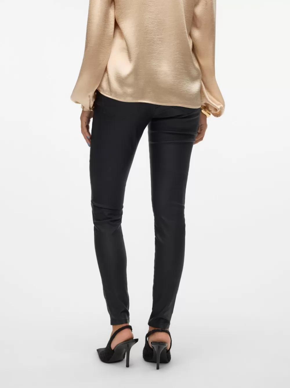 VERO MODA VMSEVEN Normaali vyötärö Housut Black Hot