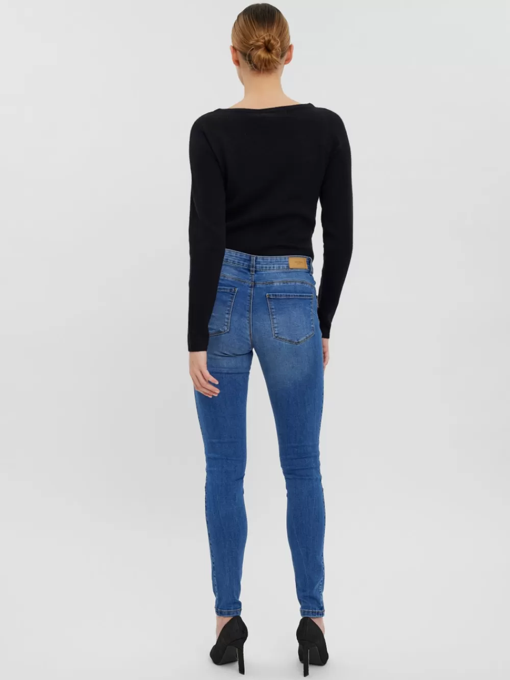 VERO MODA VMSEVEN Normaali vyötärö Slim fit Farkut Medium Blue Denim Cheap