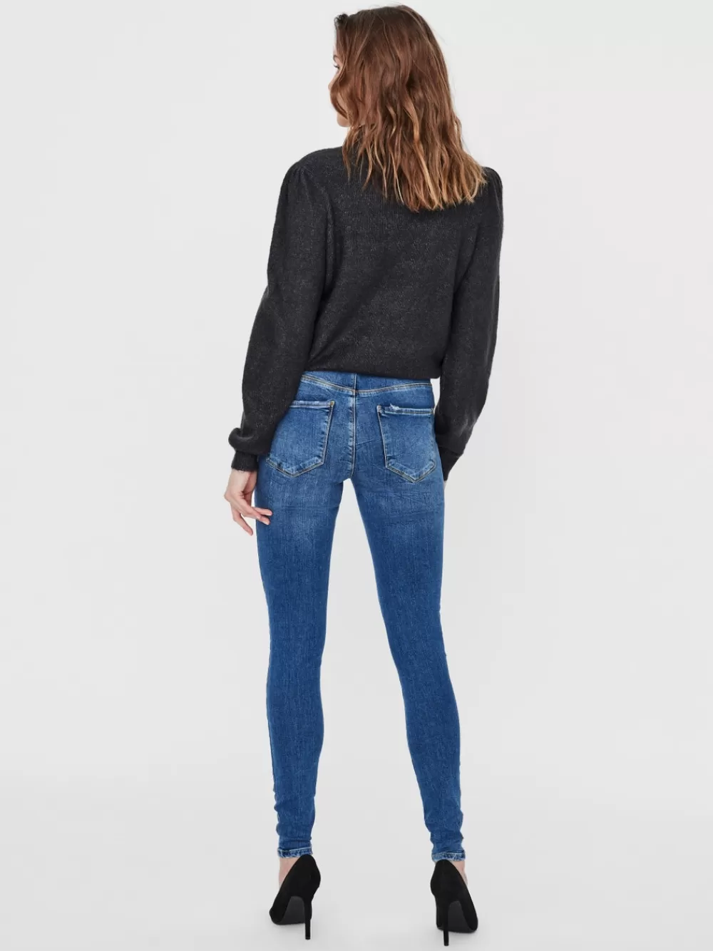 VERO MODA VMSEVEN Normaali vyötärö Slim fit Farkut Medium Blue Denim Store