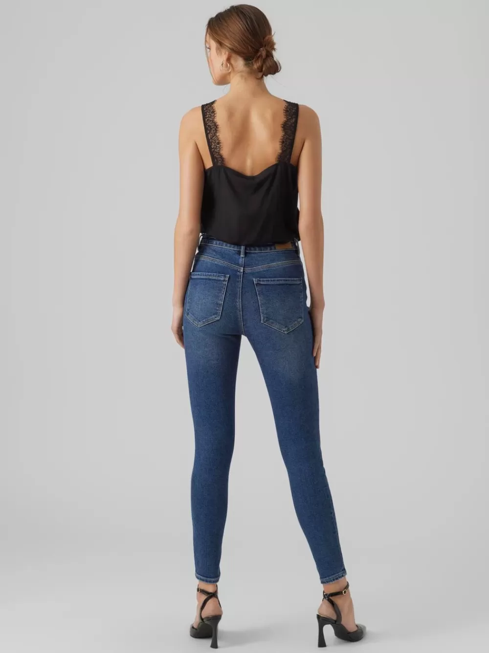 VERO MODA VMSOPHIA Korkea vyötärö Slim fit Farkut Dark Blue Denim Sale