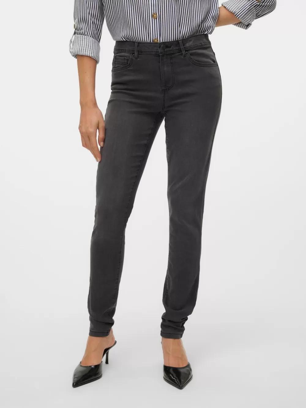 VERO MODA VMTANYA Normaali vyötärö Skinny fit Farkut Dark Grey Denim Outlet