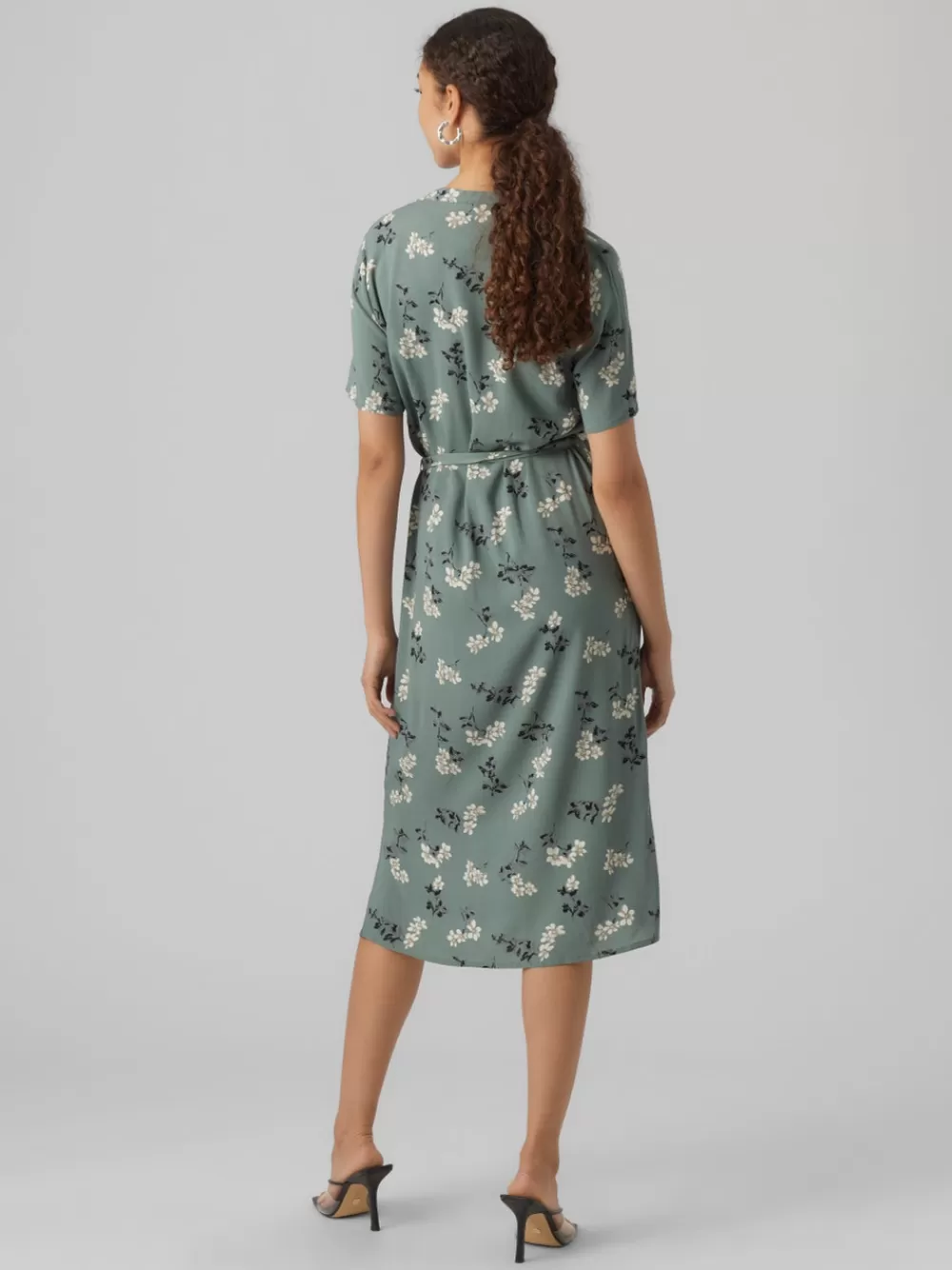 VERO MODA VMVICA Pitkä mekko Laurel Wreath New
